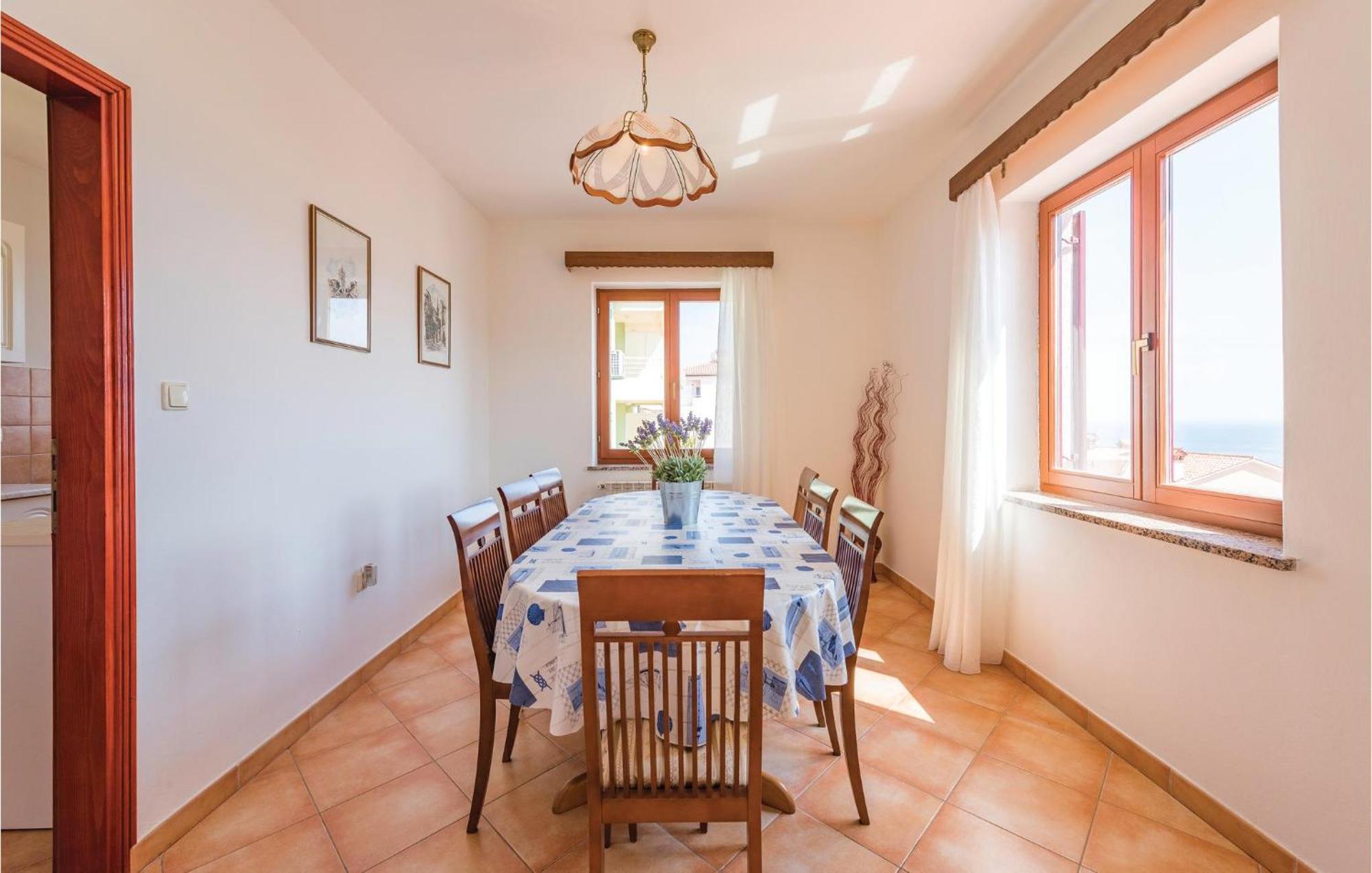 Amazing Apartment In Rabac With Kitchen المظهر الخارجي الصورة